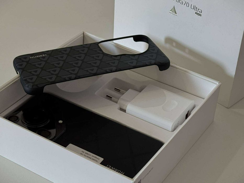 Бартер! Като НОВ! Huawei Pura 70 Ultra 512/16GB Black (Черен)