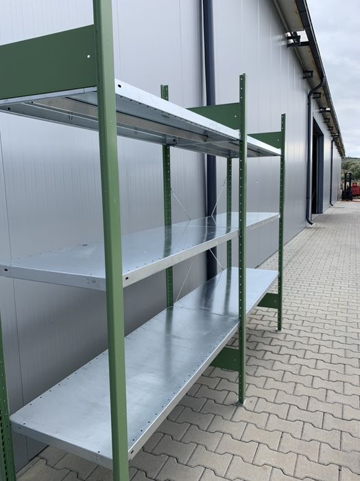 Rafturi metalice cu polite