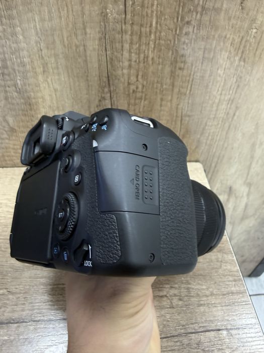 Canon 90D 18-135mm nano USM