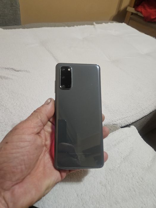 Смартфон Samsung s20 5g