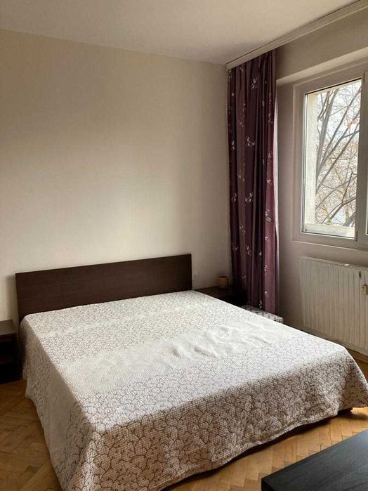 Дава се под наем Двустаен апартамент в София, Гоце Делчев - 60 кв.м за 325 € - Снимка #1