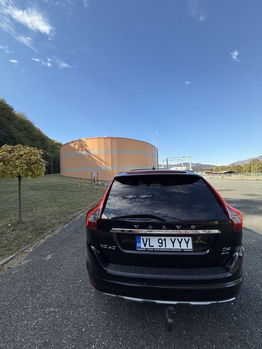 VOLVO XC60 2016 — imagine 4