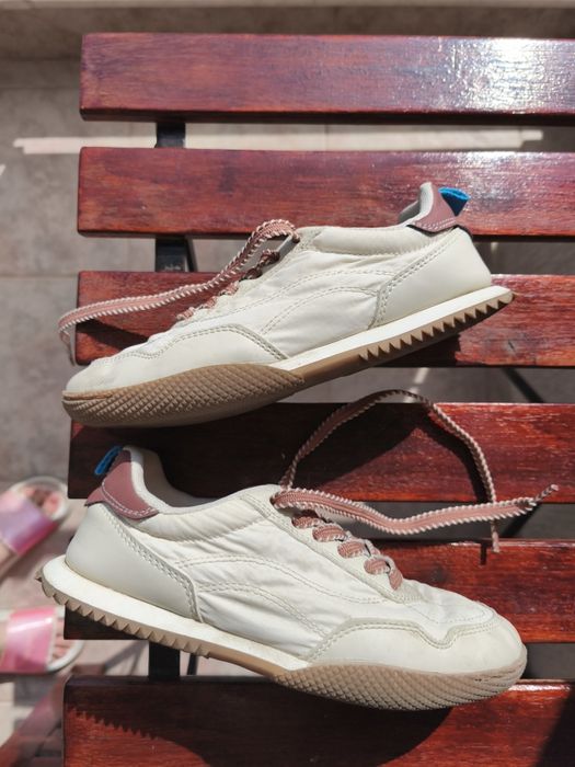 Маратонки на ZARA