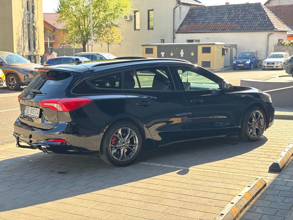 FORD Focus 2019 — imagine 3