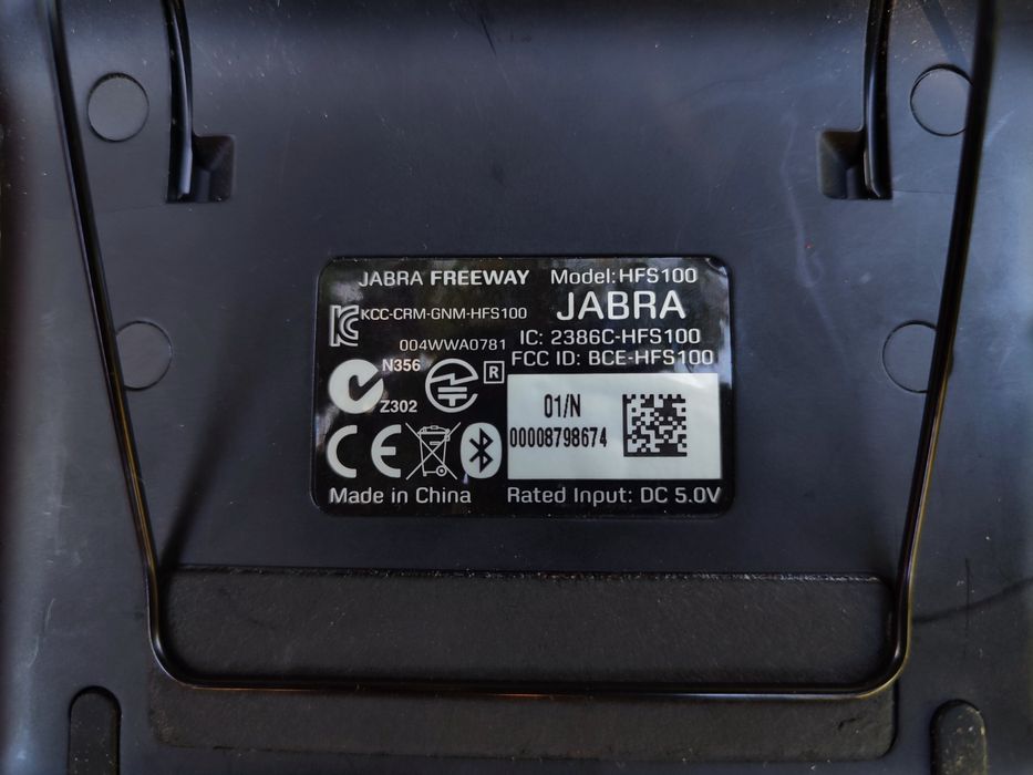 Hansfree auto Jabra HFS100 bluetooth + FM Transmiter + comanda vocala