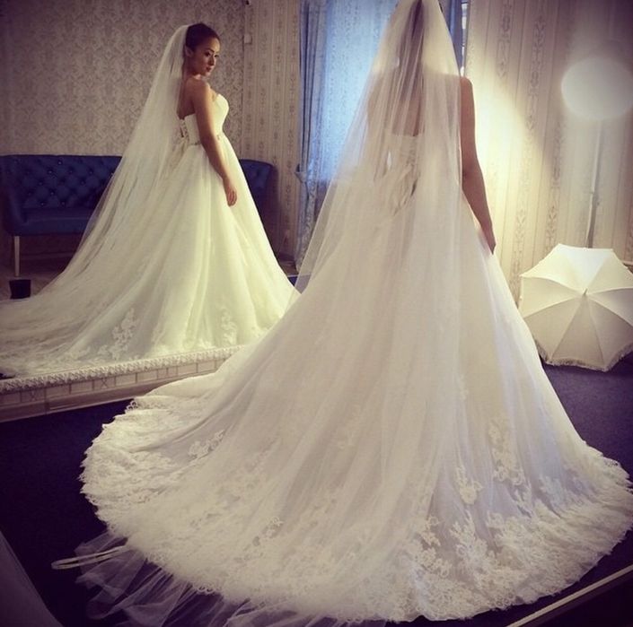 Свадебное платье