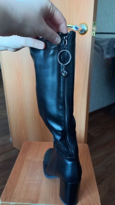 Продам сапоги женские