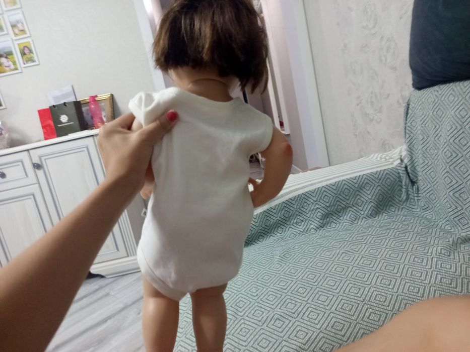 кукла с одеждой и спальным местом