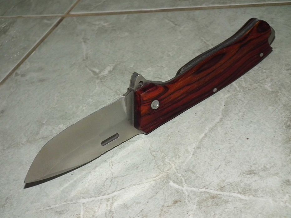 Briceag deosebit de masiv J&V Tactical SV2 otel MV-58 4mm. plásele cocobolo, nou , cutie, toc