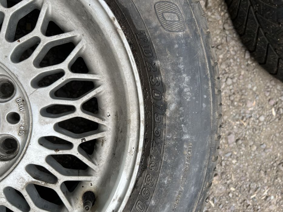 Продам запаску на бмв привозные