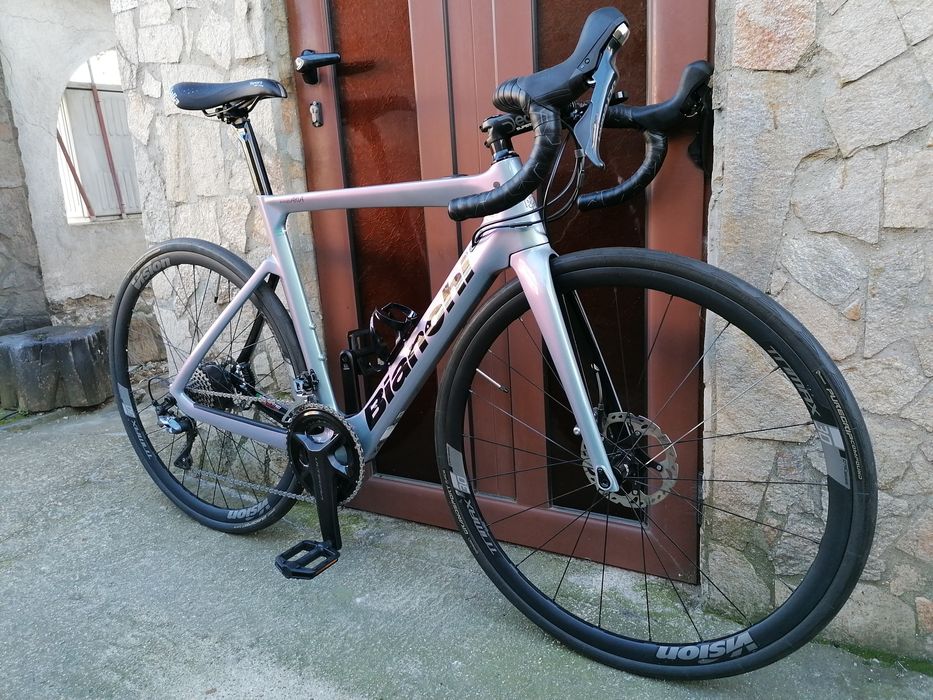 BIANCHI  E-Road  Carbon, Shimano Ultegra 2*11