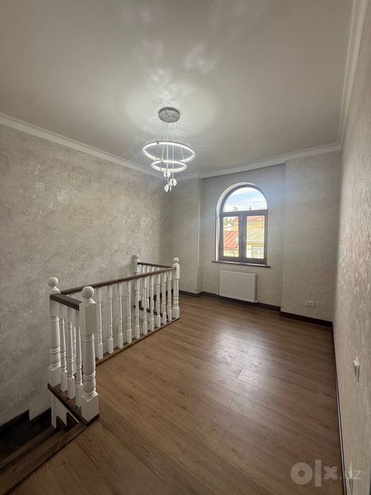 Malika atrofida evro Katej sotiladi