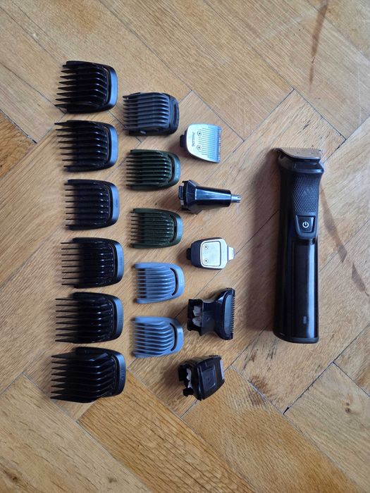 Aparat de tuns barba, par, faţă, cap şi corp si all-in-One Philips Multigroom Series 7000 DualCut 18 in 1