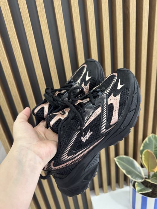 Маратонки Lacoste