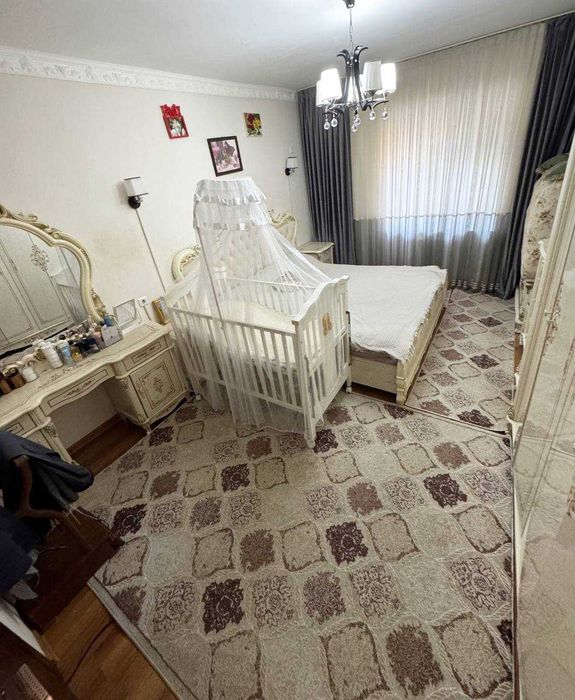 Янги ҳаёт туманидан 3 хонали квартира сотилади