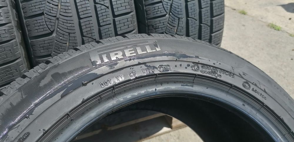 245/45/17 Пирели ДОТ 2015 г - 8 + мм
