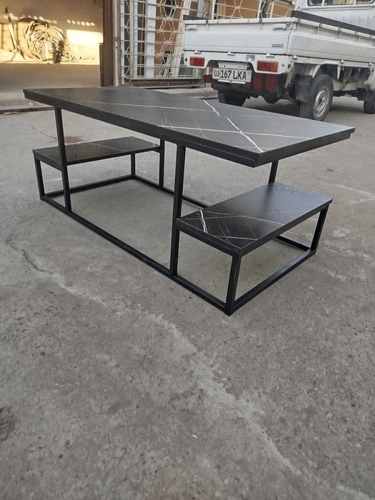 Loft mebel jurnalniy stol