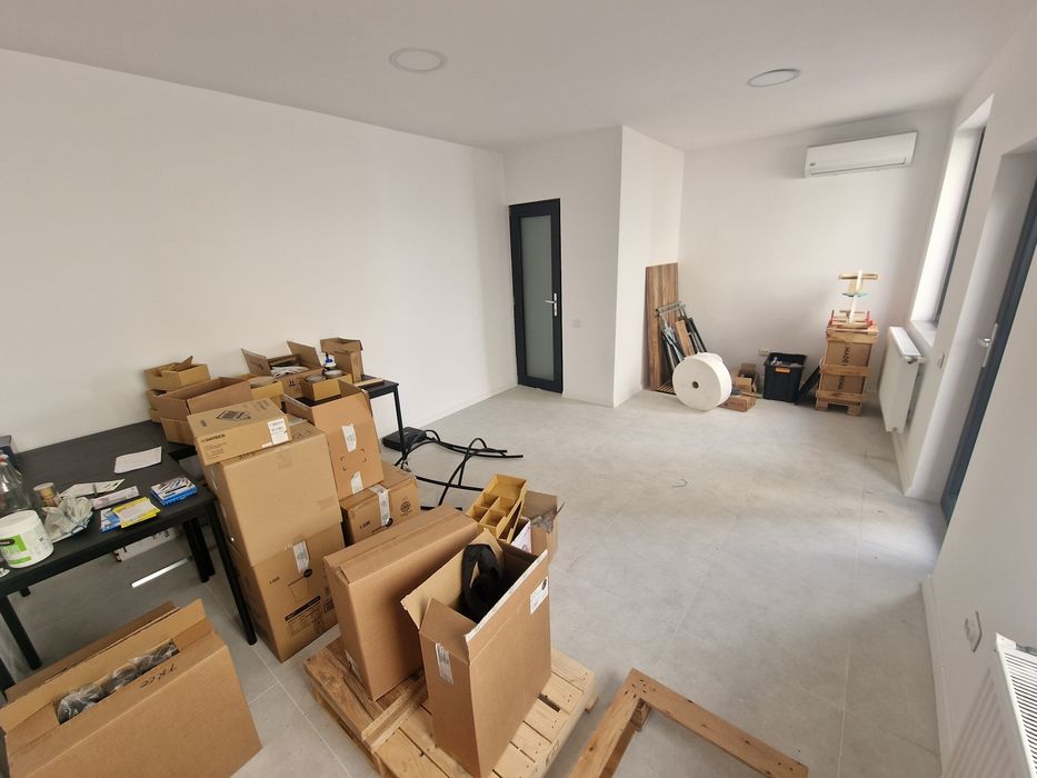 Inchiriez spatiu comercial alimentatie publica 22mp