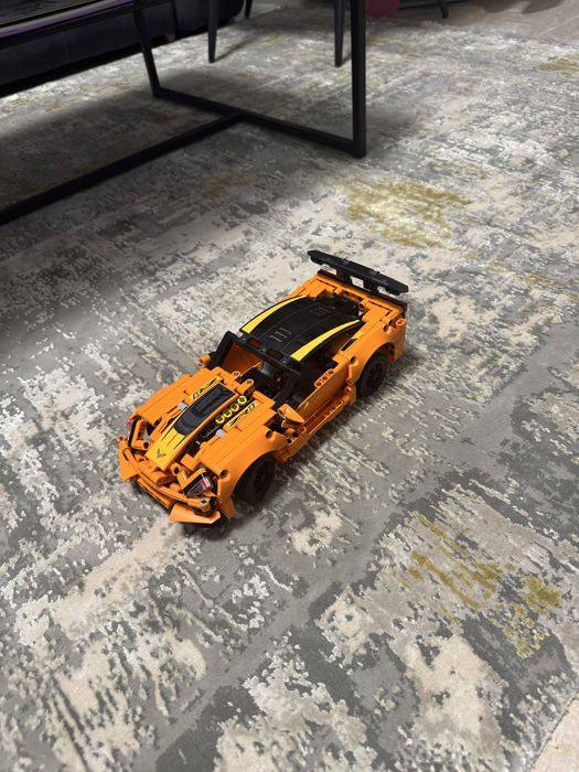 Lego technic : Chevrolet Corvette ZR0