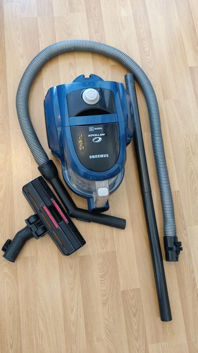 Пылесос Samsung 1600w