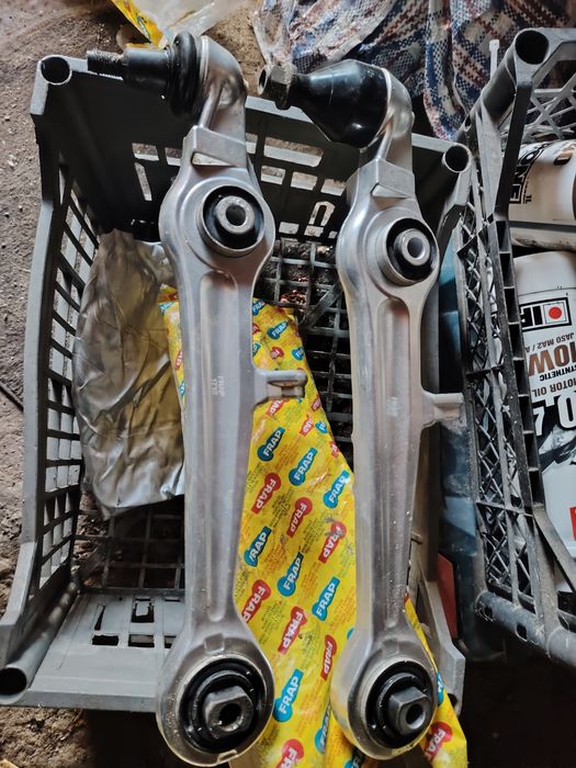 Vând brațe oscilante passat b5.5 2003