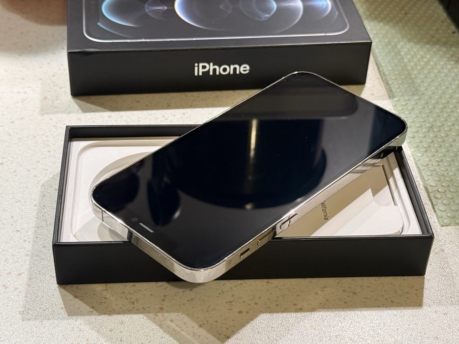 iPhone 12 Pro 128GB Silver (Бял) – Перфектен