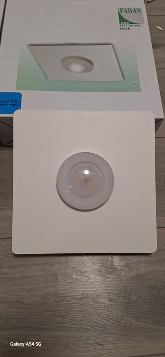 Vand două aplici led noi la cutie