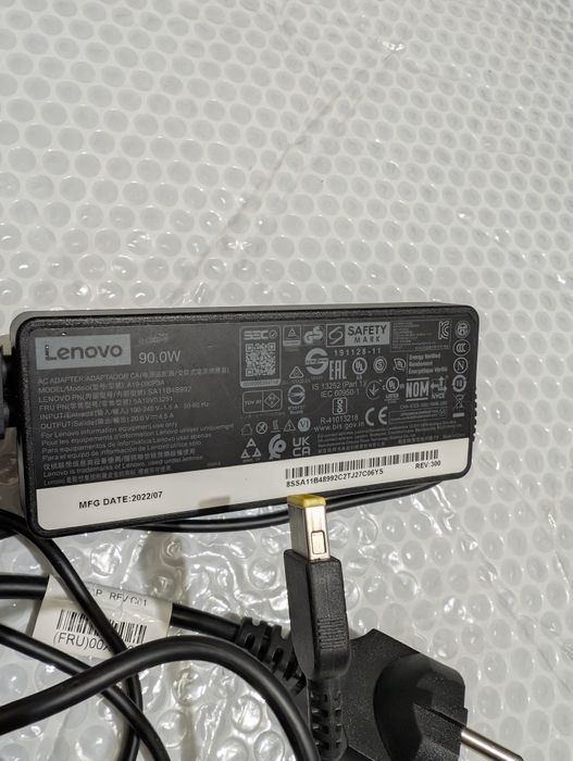 Зарядка Lenovo 90W