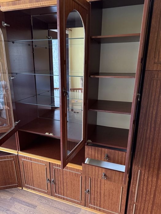 Шкаф для посуды советский