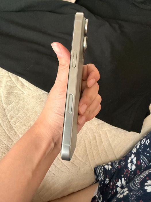 iPhone 16 про в отличном состоянии