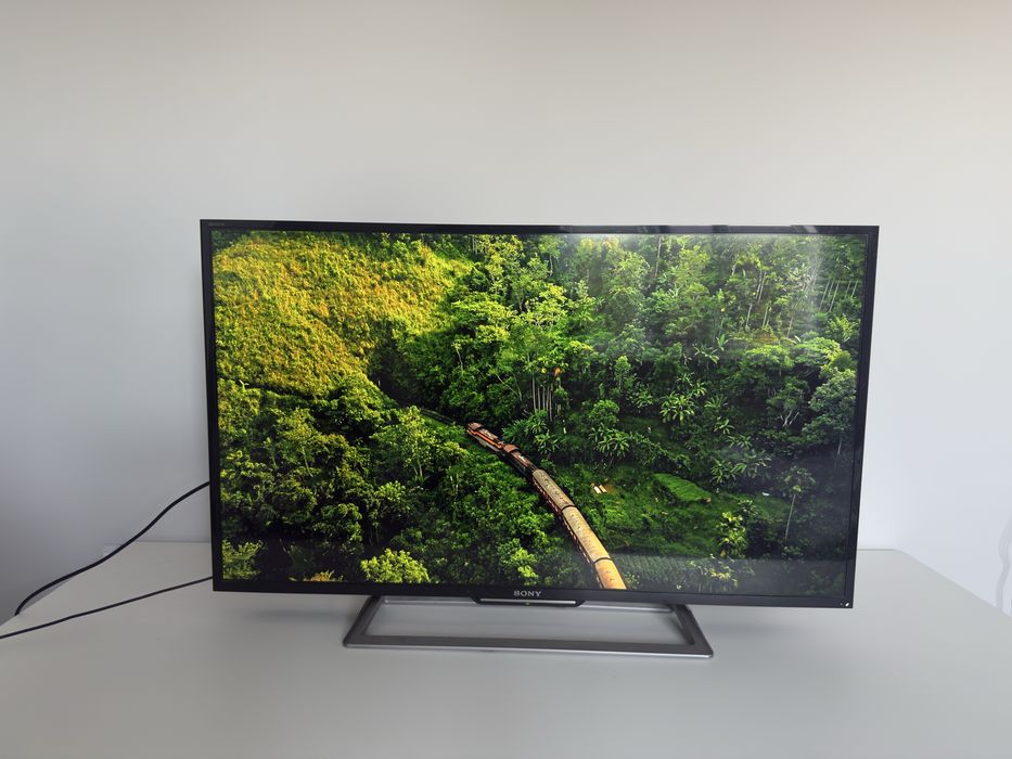 Телевизор Sony 102 см диагональ