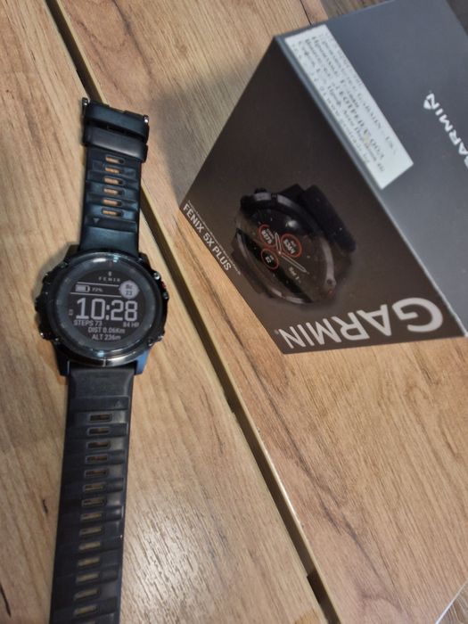 Часовник Garmin Fenix 5x plus