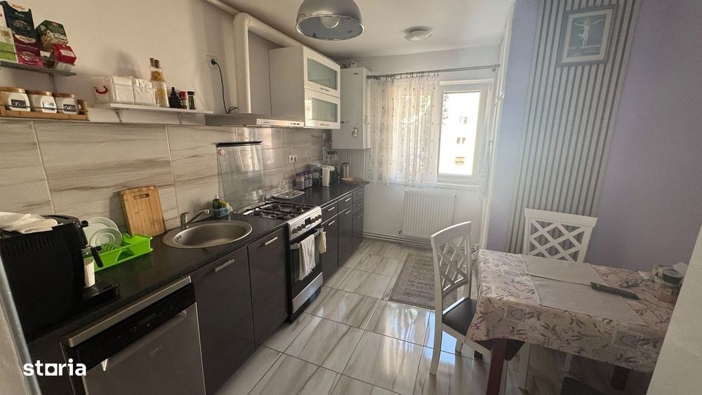 Apartament 2 camere decomandat, 10 mp pivnita, 2 balcoane - P. Rahovei