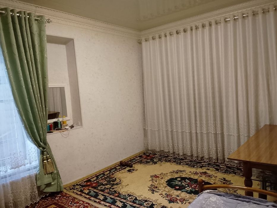 Uy sotiladi inyaz orqasida