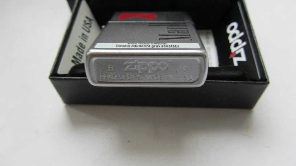bricheta noua originala zippo marlboro