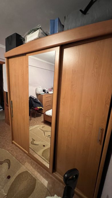 Шкаф-купе для одежды и белья