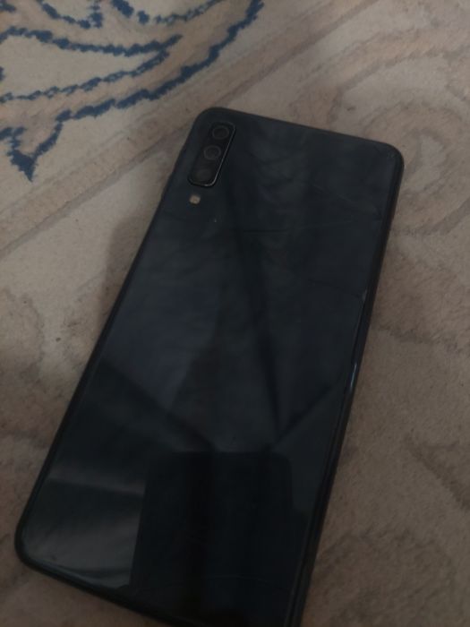 Продам 2 Samsung A7 2018