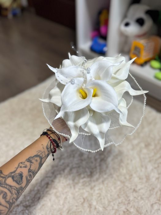 Buchet cale artificiale