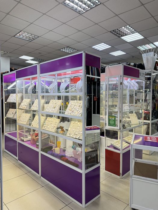 Продаются витрины