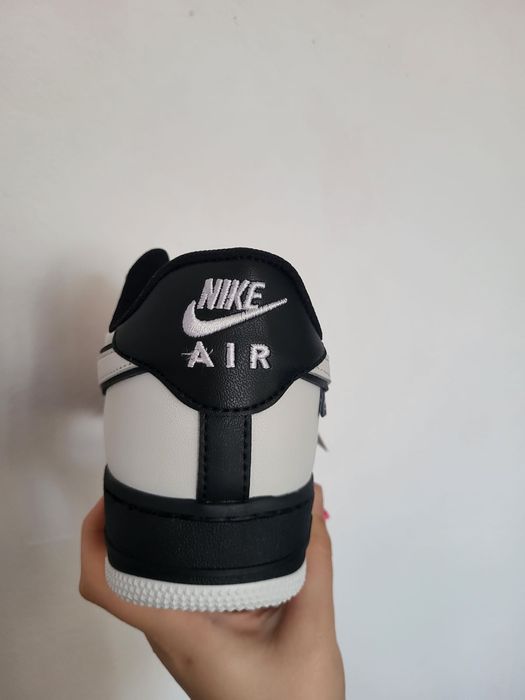 Adidasi nike AF1 si sosete