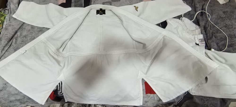 Професионално кимоно mizuno Igf aprroved размер 170