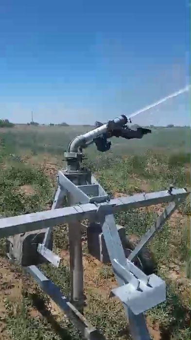 Поливочная дождевальная машина