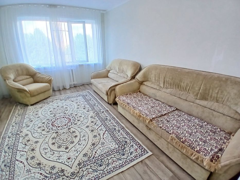 Диваны и кресло в гостиную