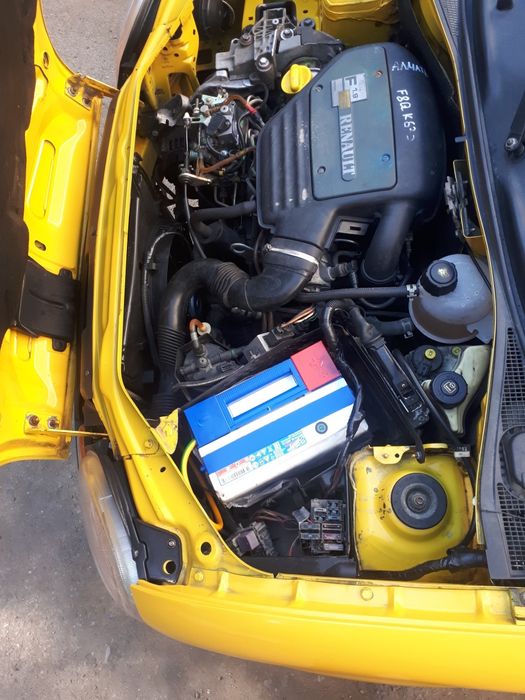 Продам рено кангу