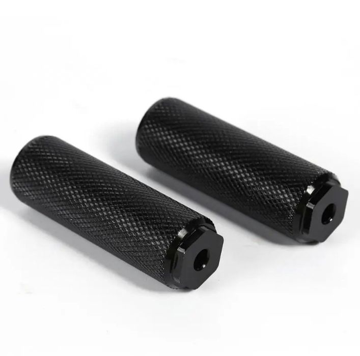 Ръкохватки  с ускорител и обикновени и светлоотразители,пегове за трот