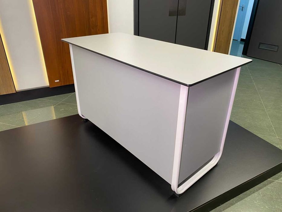 Учительский стол + учительский стул