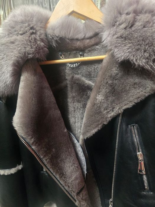 Продам     куртку