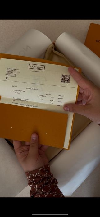 Louis Vuitton Run Away