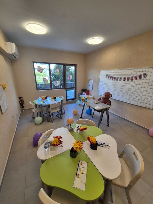 Мебели подходящи за детка занималня или детски център