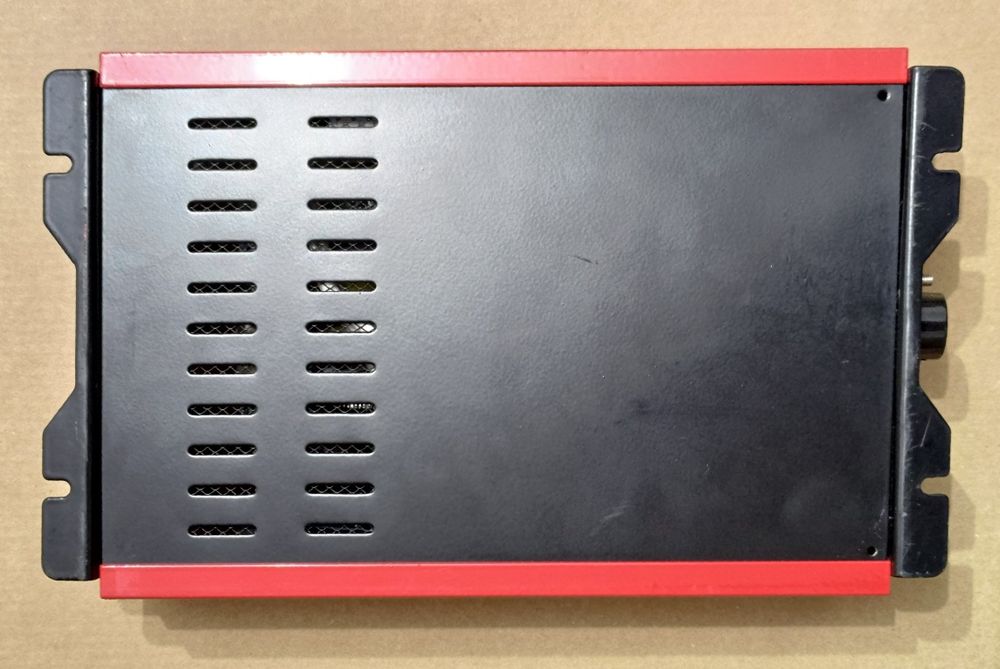 Invertor de tensiune Durite 1500W alimentare 12V iesire 230V ca nou